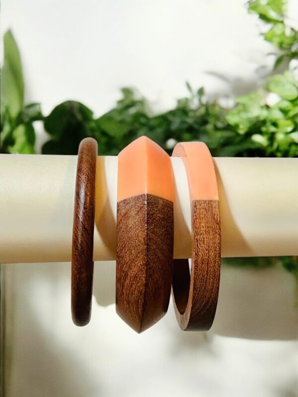 Anbar Lakri Bangles - Image 3