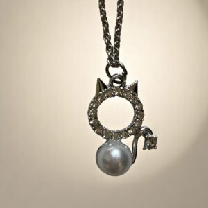 Cattie Pendant